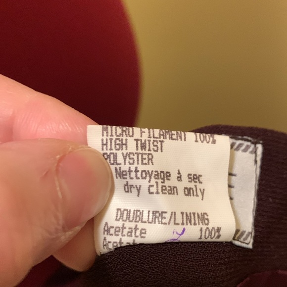 Lea Rome Elegant Women's Plum Blazer and Skirt Set - Picture 17 of 17